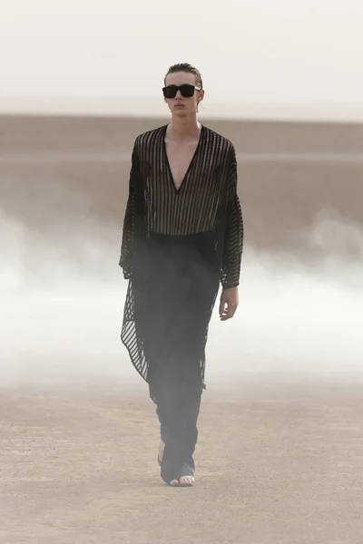 Look 44